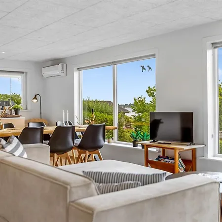 Kalevi - 150m From The Sea By Interhome